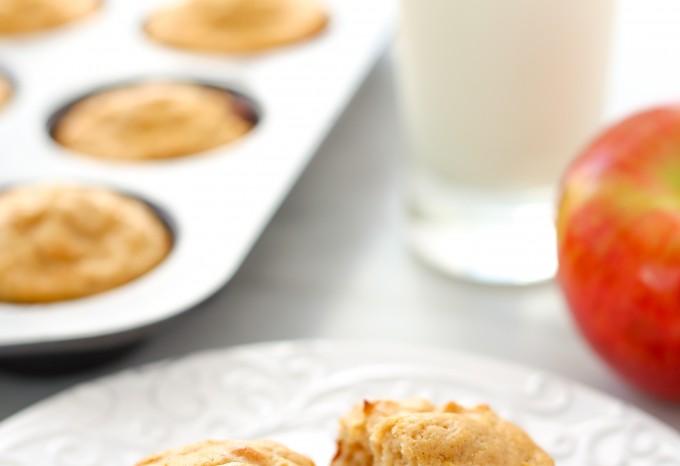 Apple-Cinnamon Whole-Grain Pancake Muffins
